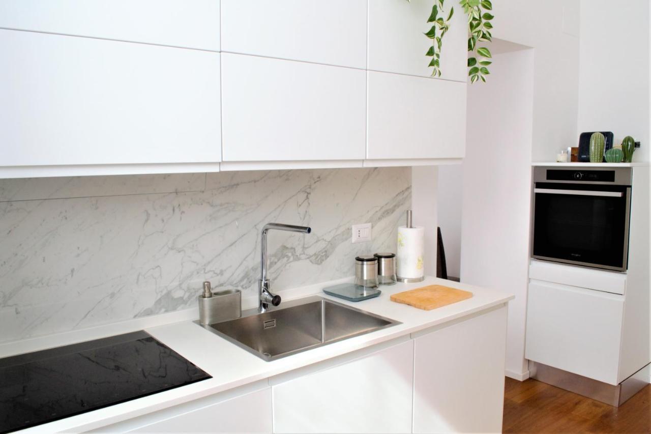 Eternal Apartment Rom